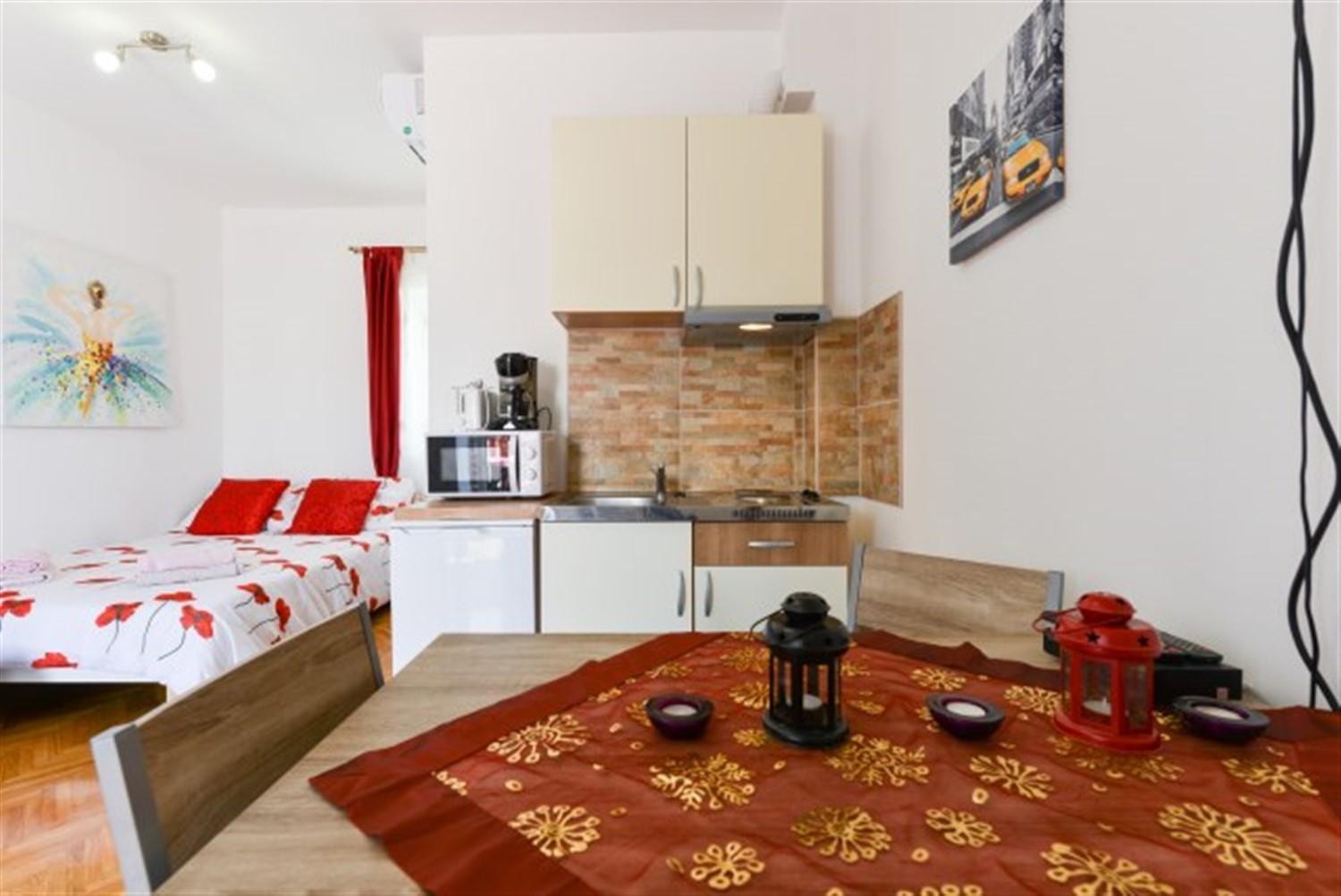Studios Villa Romantica 扎达尔 外观 照片