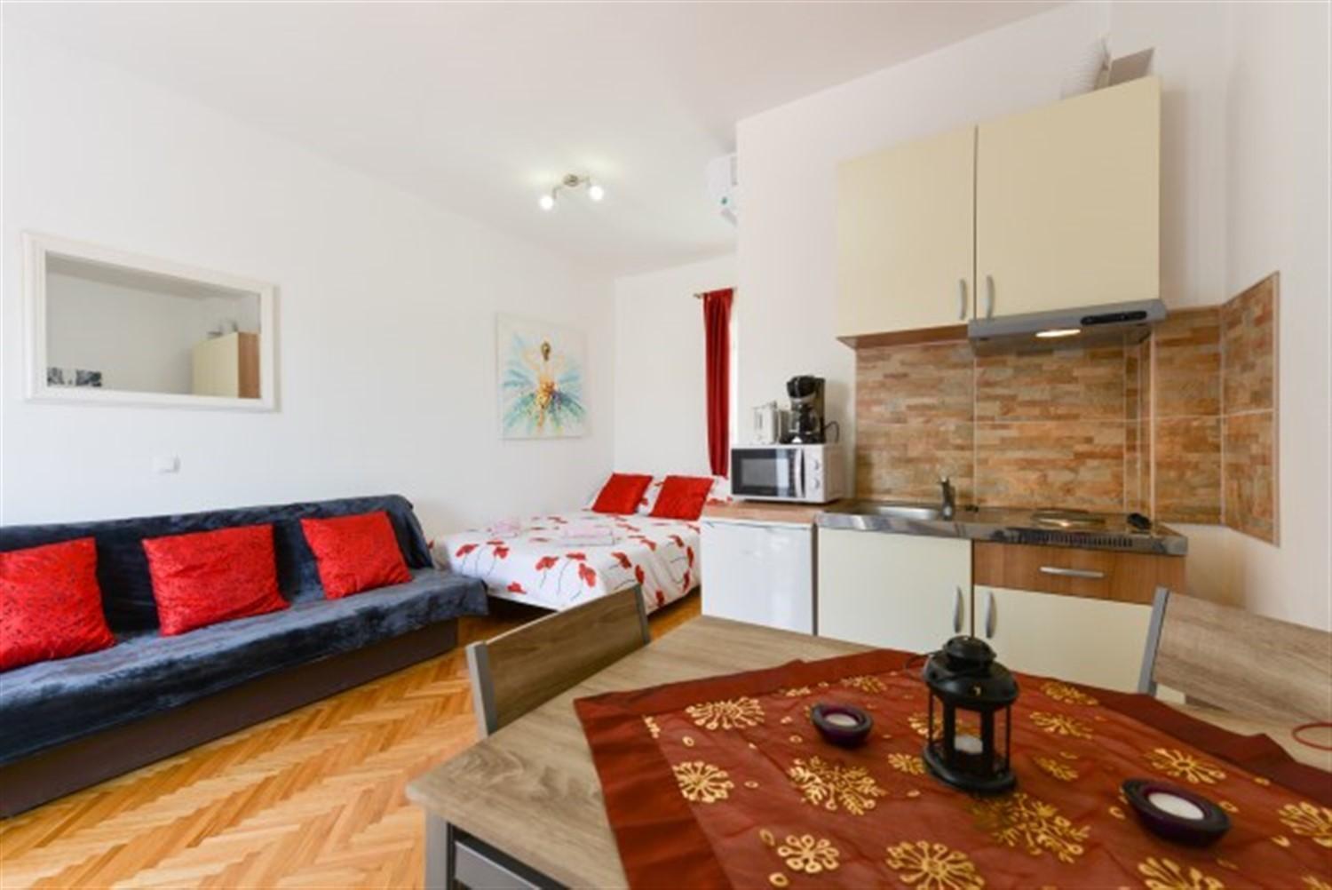 Studios Villa Romantica 扎达尔 外观 照片