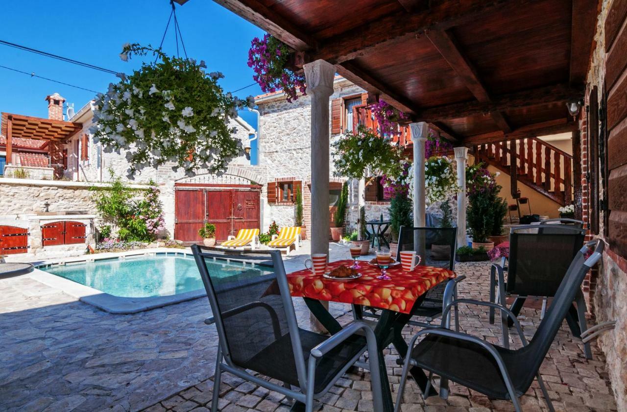 Studios Villa Romantica 扎达尔 外观 照片