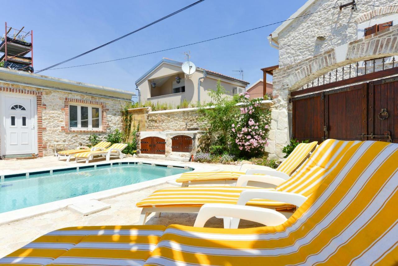 Studios Villa Romantica 扎达尔 外观 照片