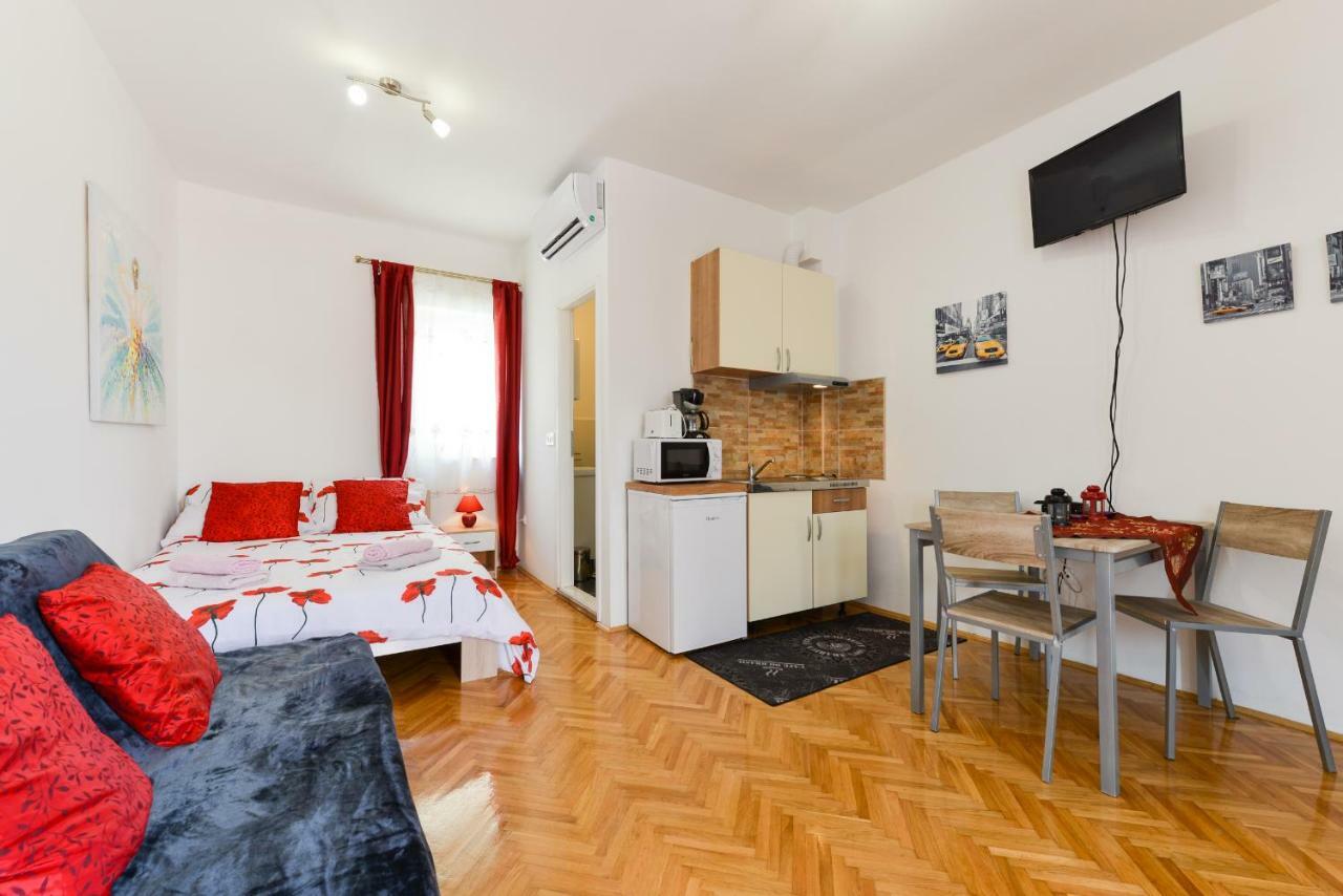 Studios Villa Romantica 扎达尔 外观 照片