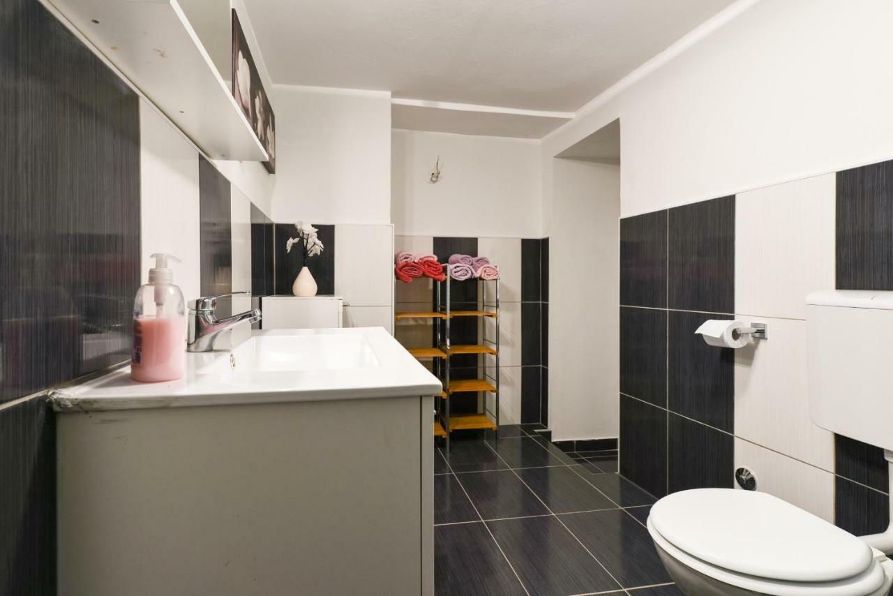 Studios Villa Romantica 扎达尔 外观 照片